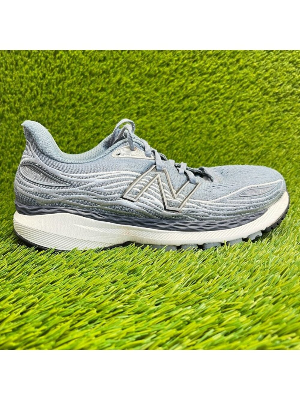 New Balance Fresh Foam 860v12 Womens Size 8.5 Gray White‎ Running Shoes Sneakers